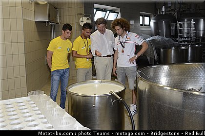 motogp_ambiance_0002_italie_mugello_2011.jpg