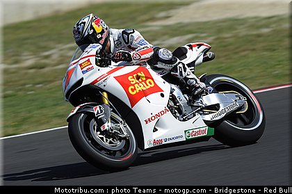 motogp_aoyama_0004_italie_mugello_2011.jpg