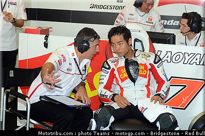 motogp_aoyama_0012_italie_mugello_2011.jpg