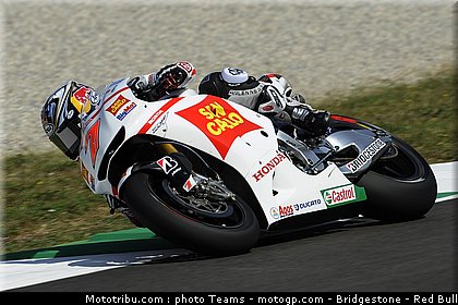 motogp_aoyama_0013_italie_mugello_2011.jpg