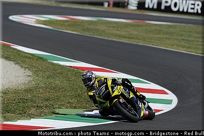 motogp_edwards_0003_italie_mugello_2011.jpg
