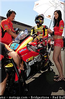 motogp_pitbabe_0055_italie_mugello_2011.jpg