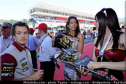 motogp_pitbabe_0062_italie_mugello_2011.jpg