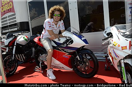 motogp_simoncelli_0012_italie_mugello_2011.jpg