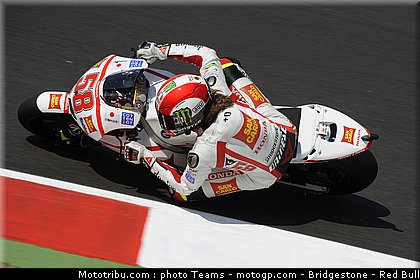 motogp_simoncelli_0019_italie_mugello_2011.jpg