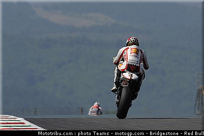 motogp_simoncelli_0020_italie_mugello_2011.jpg