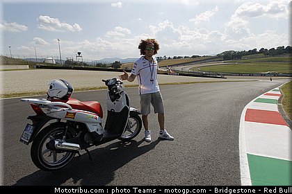 motogp_simoncelli_0046_italie_mugello_2011.jpg