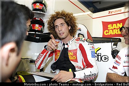 motogp_simoncelli_0060_italie_mugello_2011.jpg