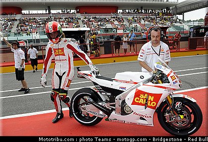 motogp_simoncelli_0061_italie_mugello_2011.jpg