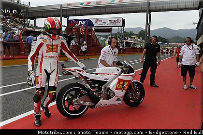 motogp_simoncelli_0063_italie_mugello_2011.jpg