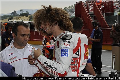 motogp_simoncelli_0066_italie_mugello_2011.jpg