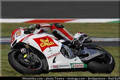 motogp_simoncelli_0072_italie_mugello_2011.jpg