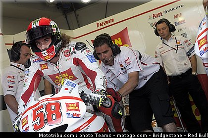 motogp_simoncelli_0079_italie_mugello_2011.jpg