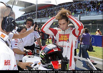 motogp_simoncelli_0098_italie_mugello_2011.jpg