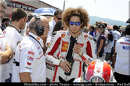 motogp_simoncelli_0100_italie_mugello_2011.jpg