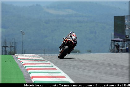 motogp_stoner_0012_italie_mugello_2011.jpg