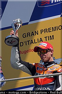 motogp_stoner_0014_italie_mugello_2011.jpg