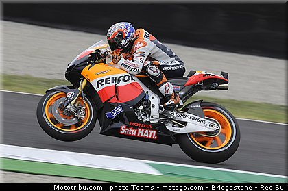motogp_stoner_0028_italie_mugello_2011.jpg