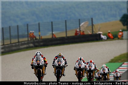 red_bull_rookie_cup_0004_italie_mugello_2011.jpg