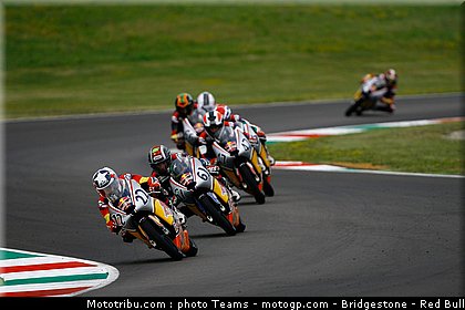 red_bull_rookie_cup_0023_italie_mugello_2011.jpg