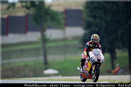 red_bull_rookie_cup_alt_0002_italie_mugello_2011.jpg