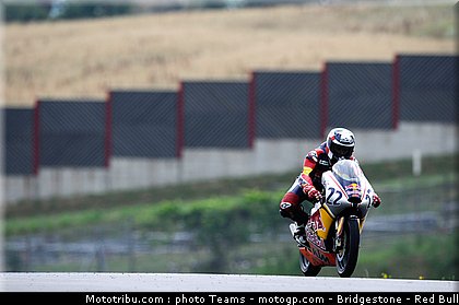 red_bull_rookie_cup_espana_0002_italie_mugello_2011.jpg