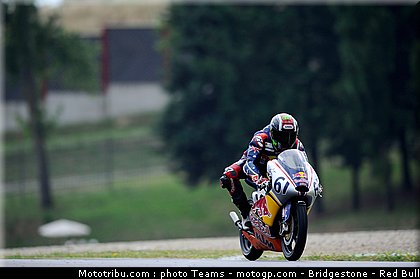 red_bull_rookie_cup_sissis_0007_italie_mugello_2011.jpg