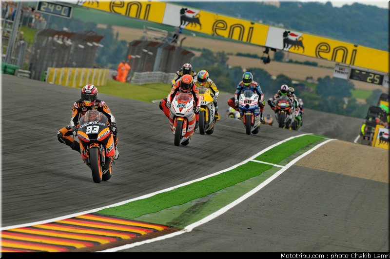 moto2_039_allemagne_sachsenring_2011