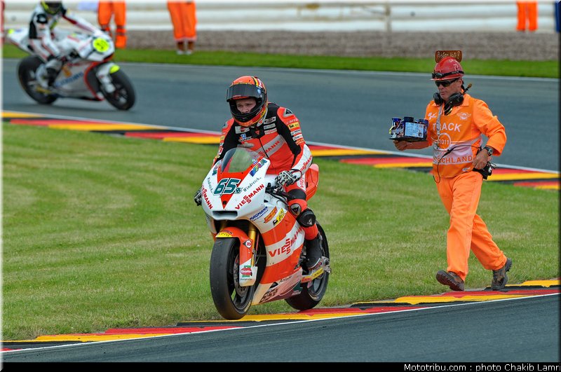 moto2_091_allemagne_sachsenring_2011