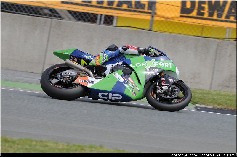 moto2_aegerter_003_allemagne_sachsenring_2011