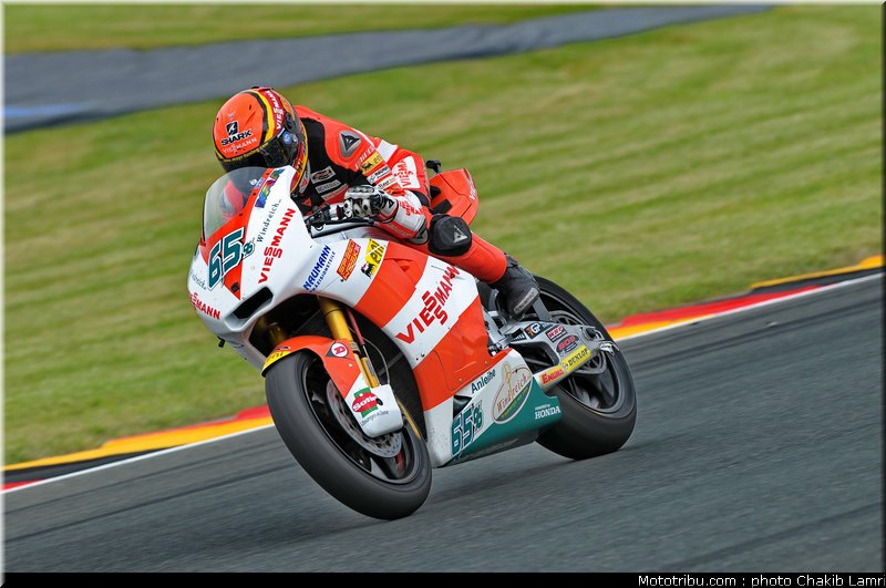 moto2_bradl_007_allemagne_sachsenring_2011