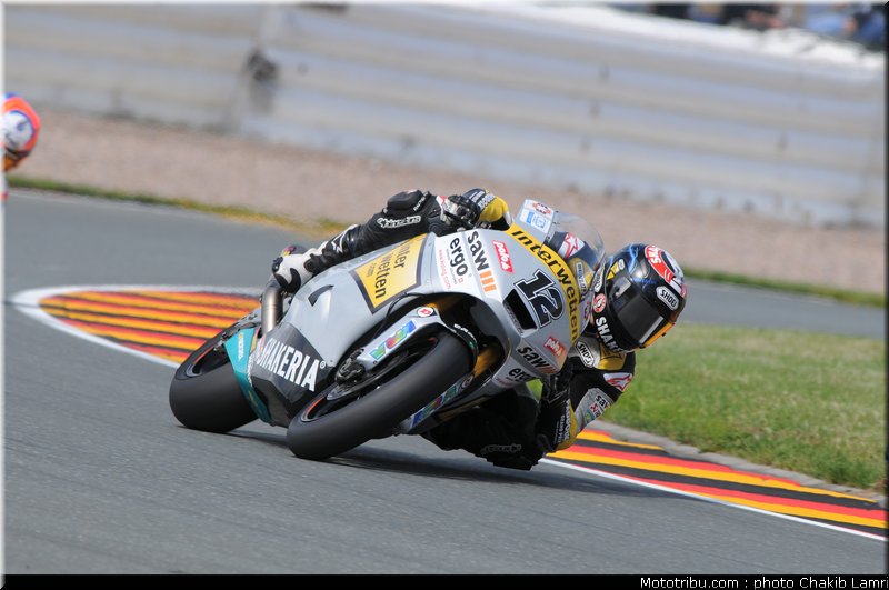 moto2_luthi_001_allemagne_sachsenring_2011