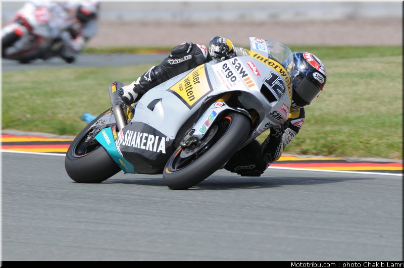 moto2_luthi_002_allemagne_sachsenring_2011