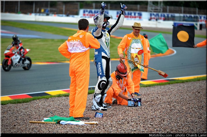 moto2_west_012_allemagne_sachsenring_2011