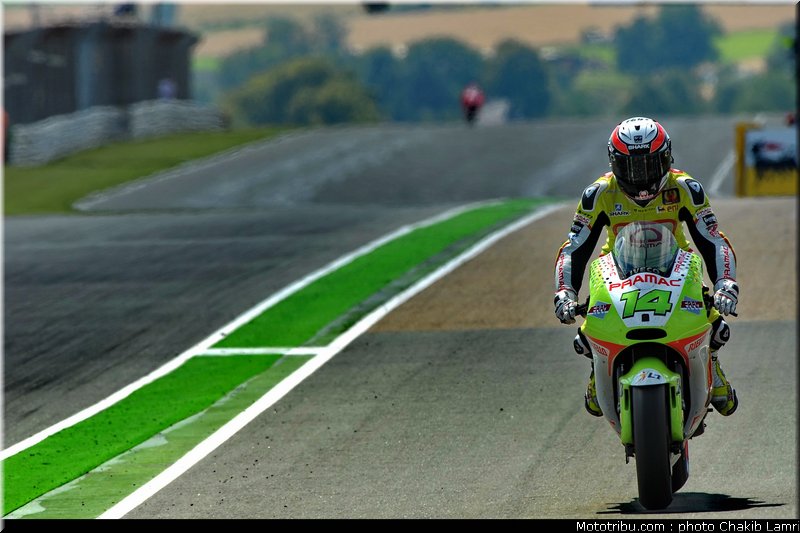 motogp_depuniet_013_allemagne_sachsenring_2011