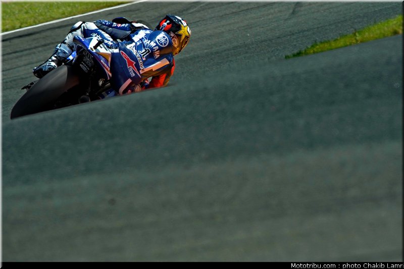 motogp_lorenzo_014_allemagne_sachsenring_2011