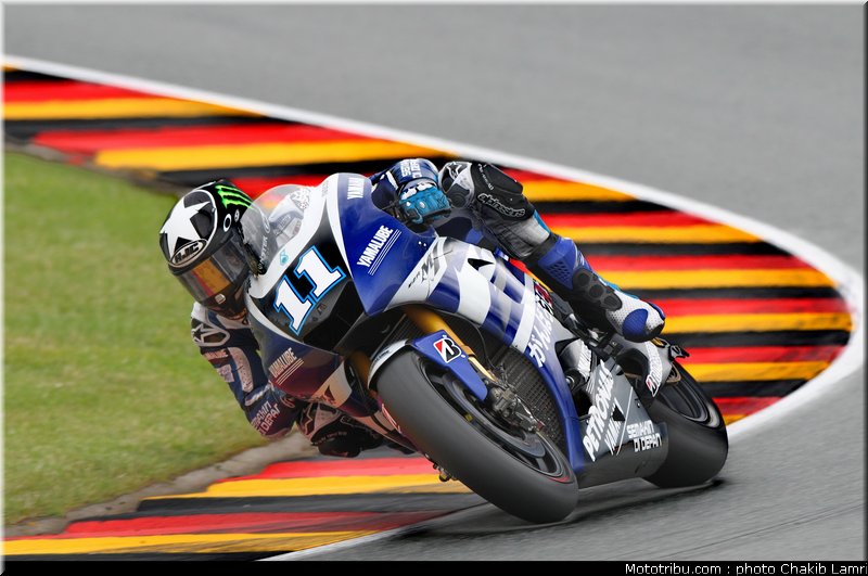 motogp_spies_021_allemagne_sachsenring_2011