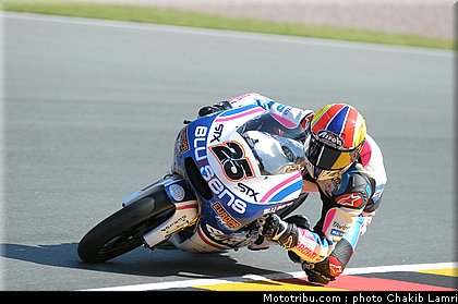 125_vinales_002_allemagne_sachsenring_2011.jpg