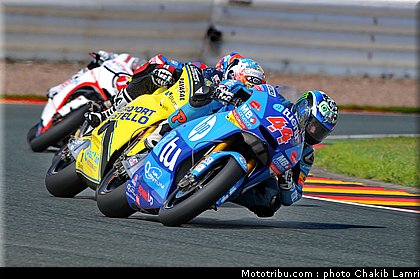 moto2_016_allemagne_sachsenring_2011.jpg