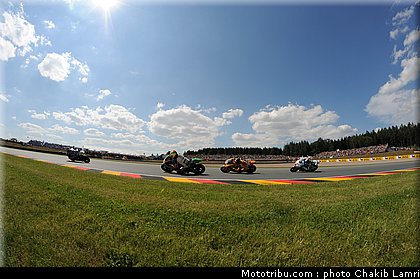 moto2_020_allemagne_sachsenring_2011.jpg