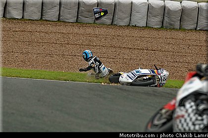 moto2_033_allemagne_sachsenring_2011.jpg