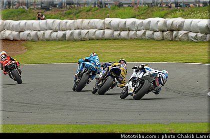 moto2_045_allemagne_sachsenring_2011.jpg