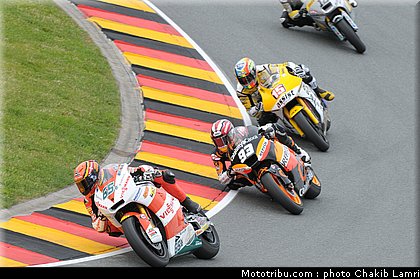 moto2_060_allemagne_sachsenring_2011.jpg
