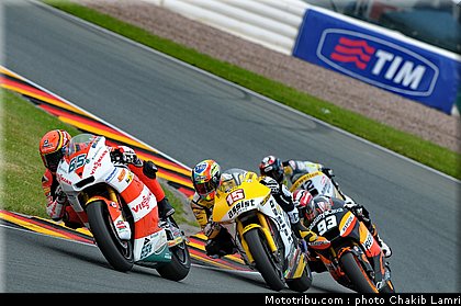 moto2_069_allemagne_sachsenring_2011.jpg