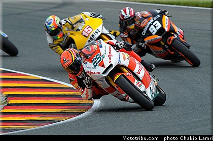 moto2_073_allemagne_sachsenring_2011.jpg