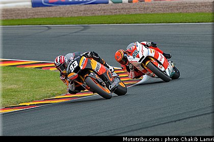 moto2_080_allemagne_sachsenring_2011.jpg