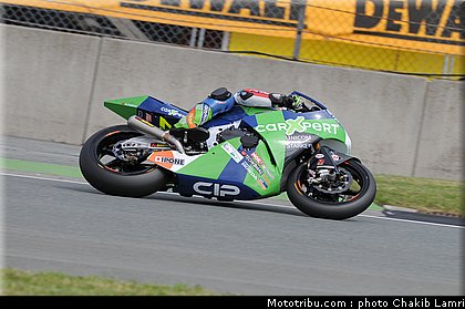 moto2_aegerter_003_allemagne_sachsenring_2011.jpg