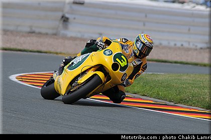 moto2_corsi_001_allemagne_sachsenring_2011.jpg