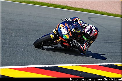 moto2_espargaro a_001_allemagne_sachsenring_2011.jpg