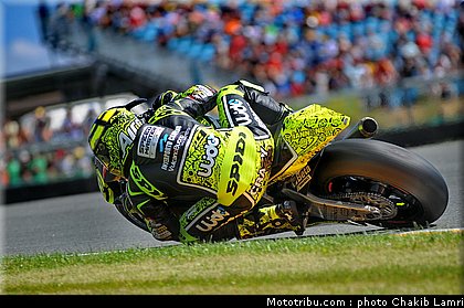 moto2_iannone_009_allemagne_sachsenring_2011.jpg